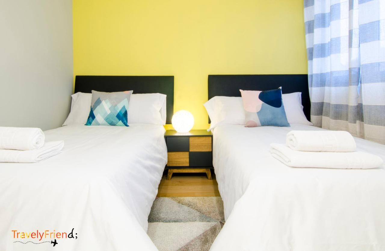Superb Penthouse En Sdc Apartment ซานติอาโก เด กอมโปสเตลา ภายนอก รูปภาพ